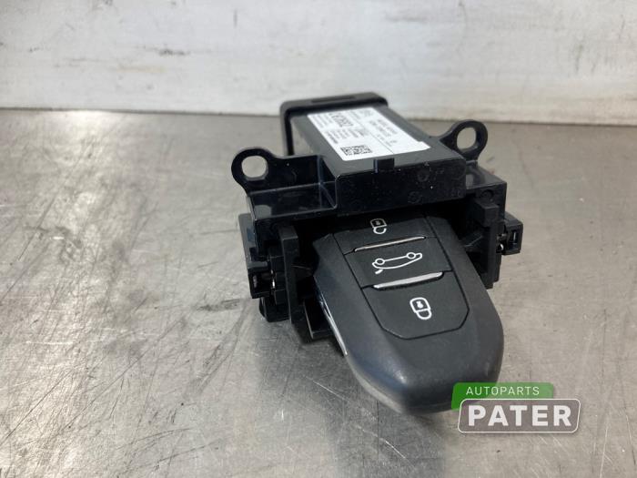 Używane Stacyjka + Kluczyk Citroen C4 Picasso (3D/3E) 1.6 16V eTHP Cena € 78,75 Procedura marży oferowane przez Autoparts Pater