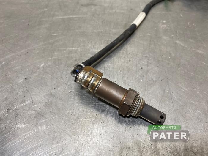 Lambda probe from a Toyota Yaris IV (P21/PA1/PH1) 1.5 12V Hybrid 2021