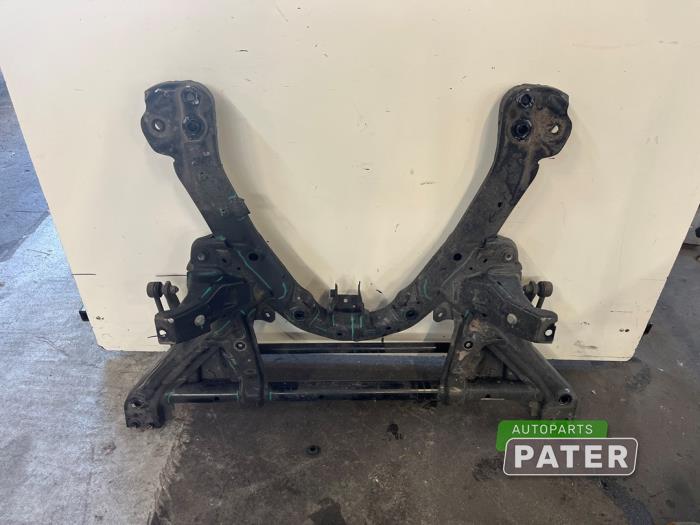 Usados Subchasis Tesla Model Y (5YJY) RWD Precio € 262,50 Norma de margen ofrecido por Autoparts Pater