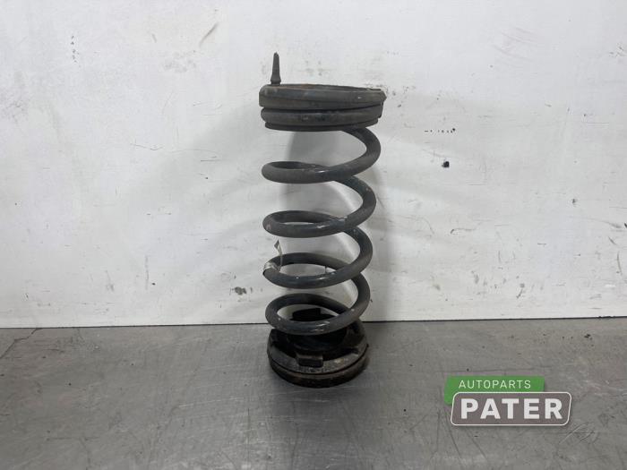 Begagnade Bakre spolfjäder Fiat 500e (332) 42 kWh 3+1 Pris € 26,25 Marginaltabell erbjuds av Autoparts Pater