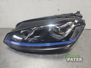 Begagnade Strålkastare, vänster Volkswagen Golf VII (AUA) 1.4 GTE 16V Pris € 787,50 Marginaltabell erbjuds av Autoparts Pater