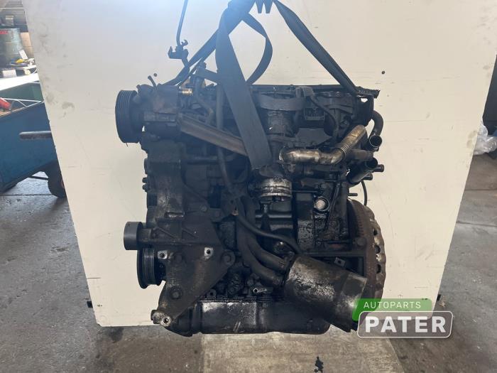 Used Engine Opel Vivaro 2.5 DTI 16V Price € 1.777,43 Inclusive VAT offered by Autoparts Pater