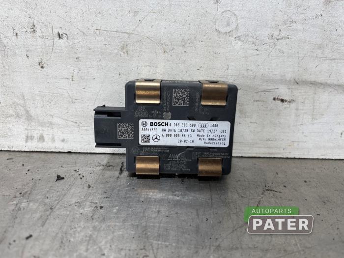 Gebrauchte Radarsensor Mercedes CLA (118.3) 1.3 CLA-180 Turbo 16V Preis € 147,00 Margenregelung angeboten von Autoparts Pater