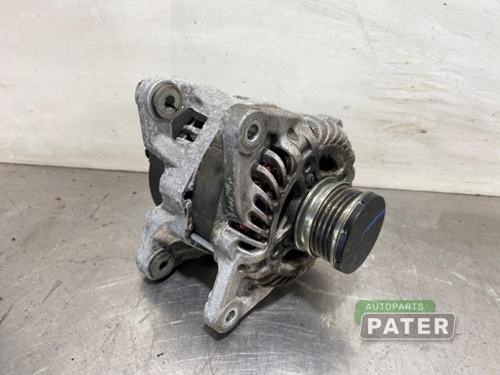 Used Dynamo Nissan Micra (K14) 1.0 12V Price € 52,50 Margin scheme offered by Autoparts Pater