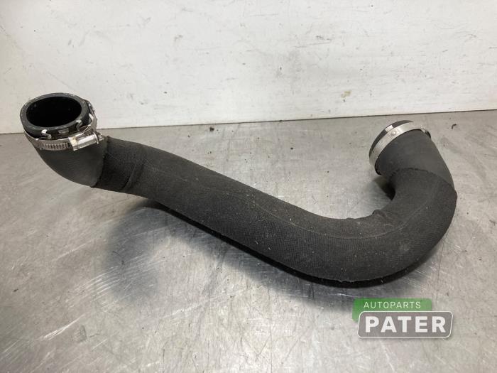 Usagé Tuyau intercooler Audi A4 Avant (B9) 2.0 35 TFSI Mild Hybrid 16V Prix € 31,50 Règlement à la marge proposé par Autoparts Pater