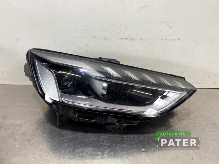 Używane Reflektor prawy Audi A4 Avant (B9) 2.0 35 TFSI Mild Hybrid 16V Cena € 1.155,00 Procedura marży oferowane przez Autoparts Pater