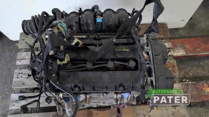 Motor van een Ford Focus 3 Wagon 1.6 Ti-VCT 16V 125 2012
