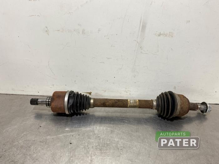 Gebrauchte Antriebswelle links vorne Ford Focus 3 1.0 Ti-VCT EcoBoost 12V 100 Preis € 73,50 Margenregelung angeboten von Autoparts Pater
