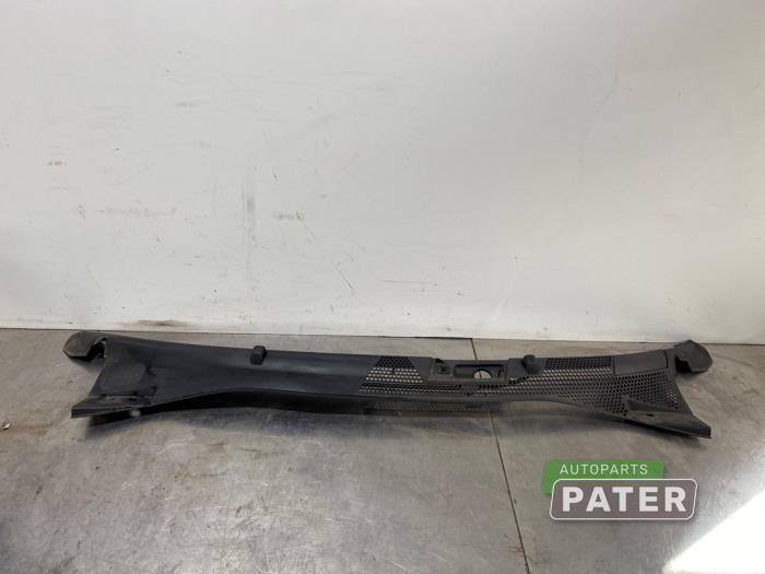 Używane Parawan Fiat 500e (332) 42 kWh 3+1 Cena € 36,75 Procedura marży oferowane przez Autoparts Pater