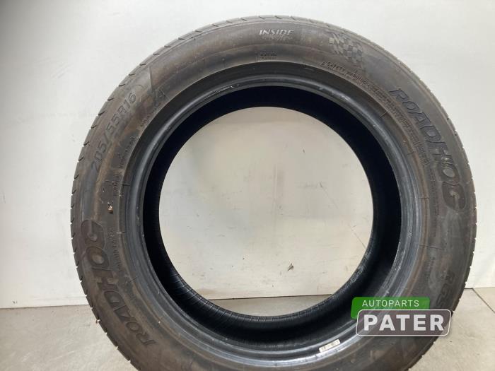 Begagnade Däck Mazda 5 (CR19) 1.8i 16V Pris € 31,50 Marginaltabell erbjuds av Autoparts Pater