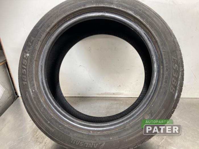 Używane Opona Seat Arosa (6H1) 1.4i Cena € 21,00 Procedura marży oferowane przez Autoparts Pater