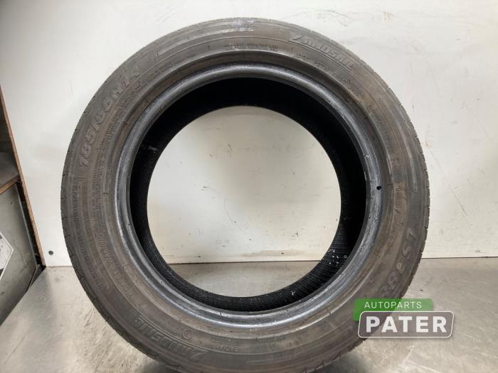 Używane Opona Seat Arosa (6H1) 1.4i Cena € 21,00 Procedura marży oferowane przez Autoparts Pater