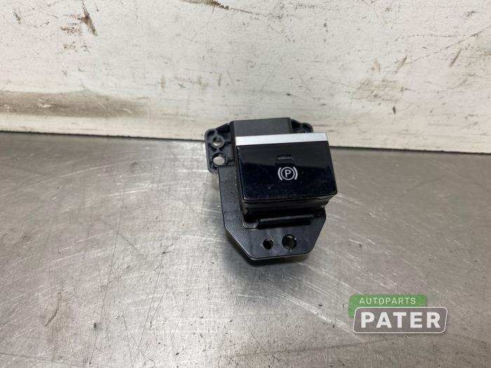 Używane Przelacznik hamulca postojowego MG MG4 Electric Comfort, Luxury 64 kWh Cena € 21,00 Procedura marży oferowane przez Autoparts Pater