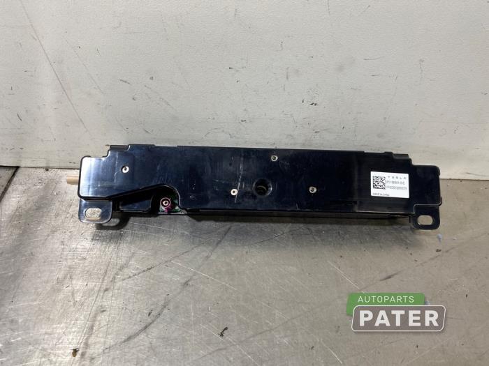 Usagé Module WiFi Tesla Model 3 Standard RWD Plus, Long Range RWD Prix sur demande proposé par Autoparts Pater