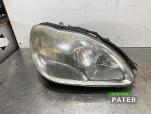 Usagé Phare droit Mercedes S (W220) 5.0 S-500 V8 24V Prix € 157,50 Règlement à la marge proposé par Autoparts Pater