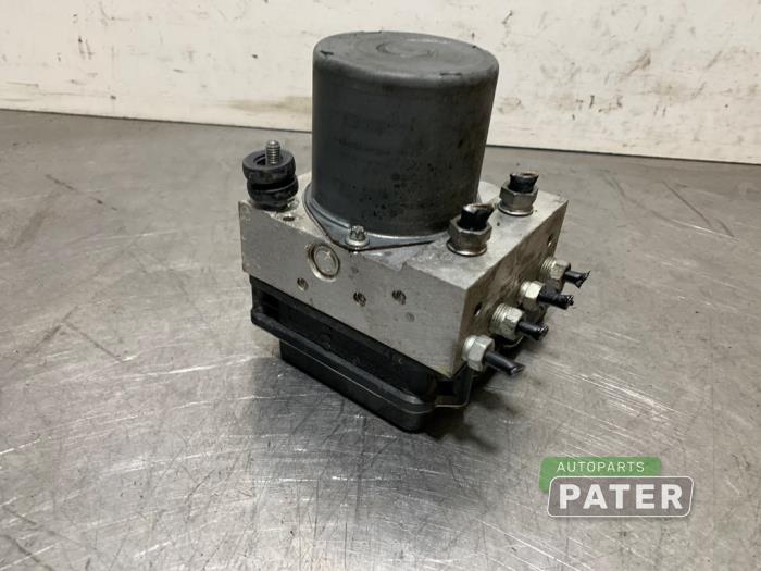 Begagnade ABS-pump Jaguar XF (CC9) 3.0 S D V6 24V Pris € 157,50 Marginaltabell erbjuds av Autoparts Pater