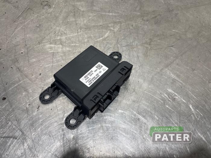 Used Automatic gearbox computer Citroen Jumper (U9) 2.2 Blue HDi 140 Price € 95,29 Inclusive VAT offered by Autoparts Pater