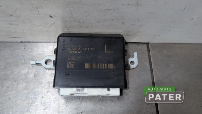 Używane Modul (rózne) Toyota RAV4 (A5) 2.5 Hybrid 16V AWD Cena € 52,50 Procedura marży oferowane przez Autoparts Pater