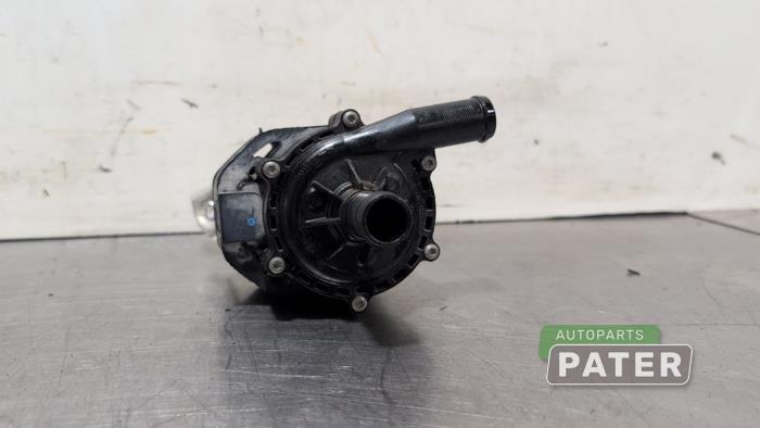 Używane Pompa wodna Tesla Model X 75D Cena € 36,75 Procedura marży oferowane przez Autoparts Pater