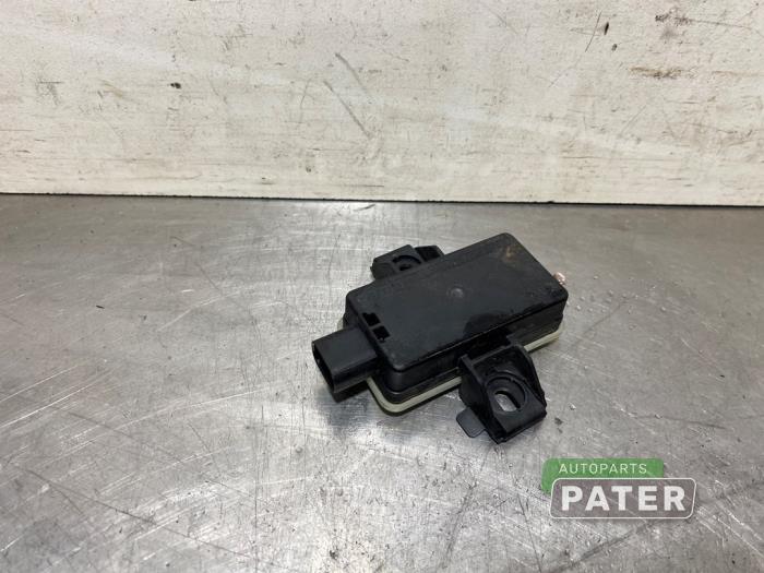 Begagnade Däcktrycksmodul Mercedes E Estate (S213) E-300de 2.0 Turbo 16V Pris € 36,75 Marginaltabell erbjuds av Autoparts Pater