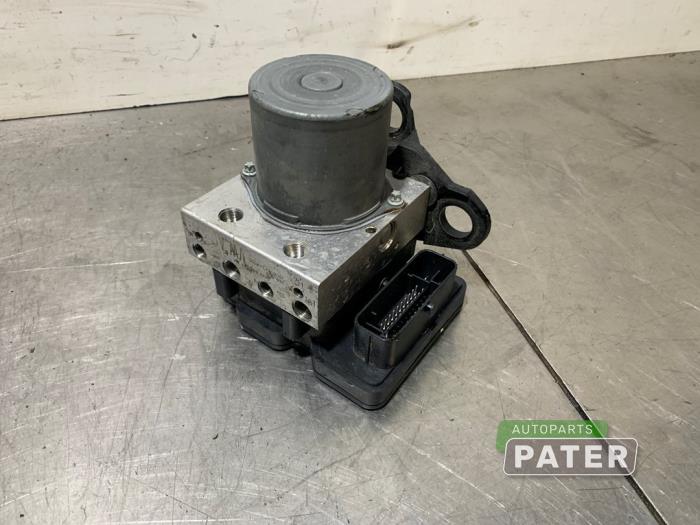 Usagé Bloc ABS Skoda Scala 1.0 TSI 115 Prix € 42,00 Règlement à la marge proposé par Autoparts Pater