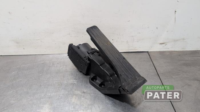 Begagnade Gaspedal Mercedes C Estate (S205) C-350 e 2.0 16V Pris € 36,75 Marginaltabell erbjuds av Autoparts Pater