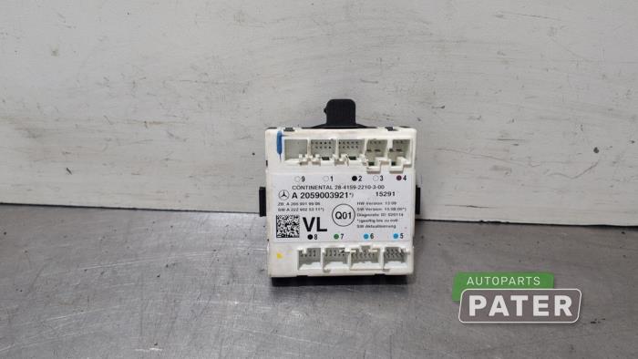 Używane Modul centralnego zamka Mercedes C Estate (S205) C-350 e 2.0 16V Cena € 26,25 Procedura marży oferowane przez Autoparts Pater