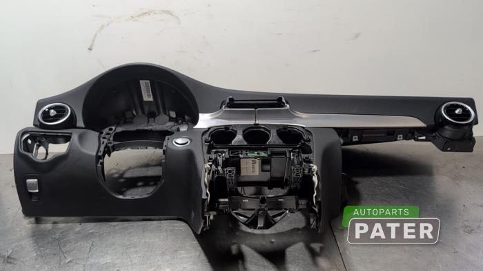 Używane Panel Mercedes C Estate (S205) C-350 e 2.0 16V Cena € 236,25 Procedura marży oferowane przez Autoparts Pater