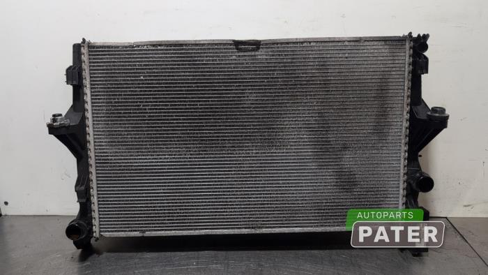 Usagé Radiateur Mercedes Vito (447.6) 1.6 109 CDI 16V Prix € 101,64 Prix TTC proposé par Autoparts Pater
