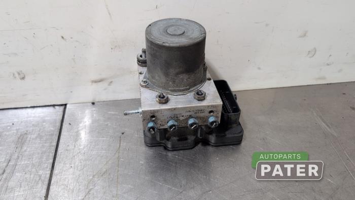 Usagé Pompe ABS Mercedes Vito (447.6) 1.6 109 CDI 16V Prix € 228,69 Prix TTC proposé par Autoparts Pater
