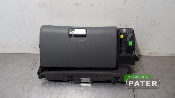 Begagnade Handskfack Porsche 911 (997) 3.6 24V Carrera Pris € 131,25 Marginaltabell erbjuds av Autoparts Pater