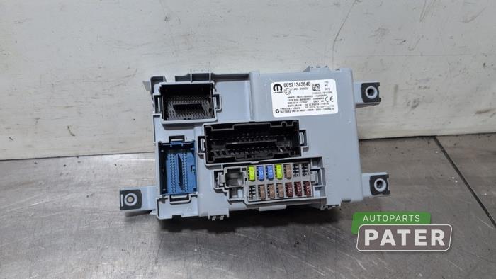 Begagnade Säkringsbox Fiat Doblo Cargo (263) 1.6 D Multijet Pris € 95,29 Inklusive moms erbjuds av Autoparts Pater