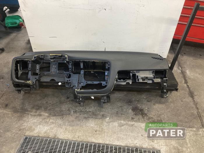 Używane Panel Mitsubishi Outlander (GF/GG) 2.0 16V PHEV 4x4 Cena € 420,00 Procedura marży oferowane przez Autoparts Pater