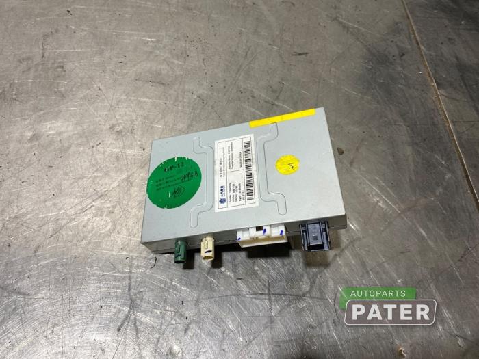 Używane Modul DAB MG ZS EV Cena € 78,75 Procedura marży oferowane przez Autoparts Pater