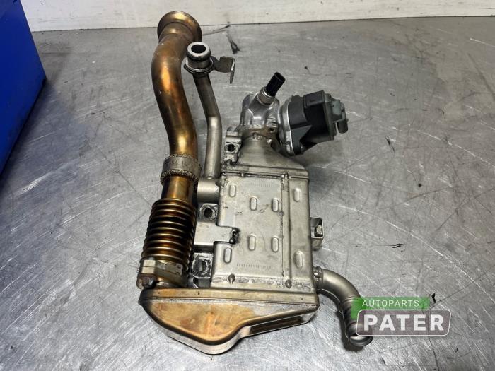Usagé Refroidisseur RGE Mercedes E Estate (S213) E-300de 2.0 Turbo 16V Prix € 105,00 Règlement à la marge proposé par Autoparts Pater