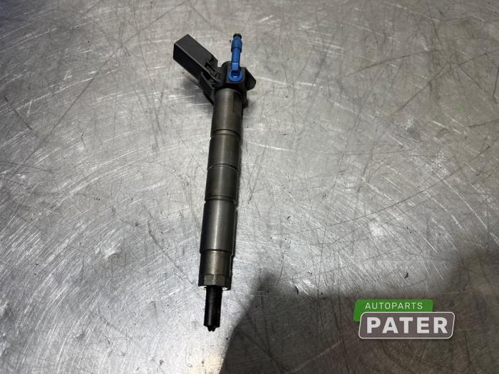 Usagé Injecteurs Mercedes E Estate (S213) E-300de 2.0 Turbo 16V Prix € 105,00 Règlement à la marge proposé par Autoparts Pater