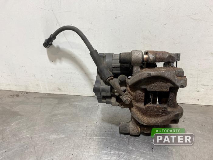 Gebrauchte Bremszange links hinten Audi A3 Sportback (8VA/8VF) 1.4 TFSI 16V e-tron Preis € 31,50 Margenregelung angeboten von Autoparts Pater