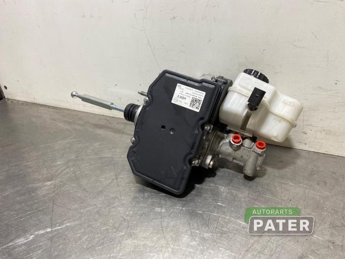 Usados Servofreno Audi A3 Sportback (8VA/8VF) 1.4 TFSI 16V e-tron Precio € 183,75 Norma de margen ofrecido por Autoparts Pater