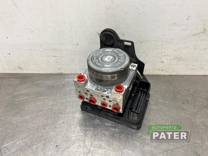 Usagé Bloc ABS Audi A3 Sportback (8VA/8VF) 1.4 TFSI 16V e-tron Prix € 78,75 Règlement à la marge proposé par Autoparts Pater