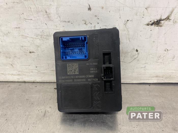 Używane Modul climatronic Peugeot 2008 (UD/UK/UR/US/UX) 1.2 VTi 12V PureTech 130 Cena € 52,50 Procedura marży oferowane przez Autoparts Pater