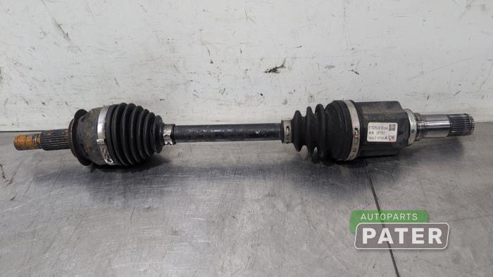 Gebrauchte Antriebswelle links vorne Mazda CX-3 (DJ/DK) 2.0 SkyActiv-G 120 Preis € 131,25 Margenregelung angeboten von Autoparts Pater
