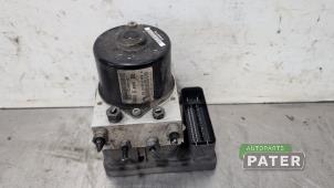 Bloc ABS d'un Ford Fiesta 6 (JA8) 1.25 16V 2010