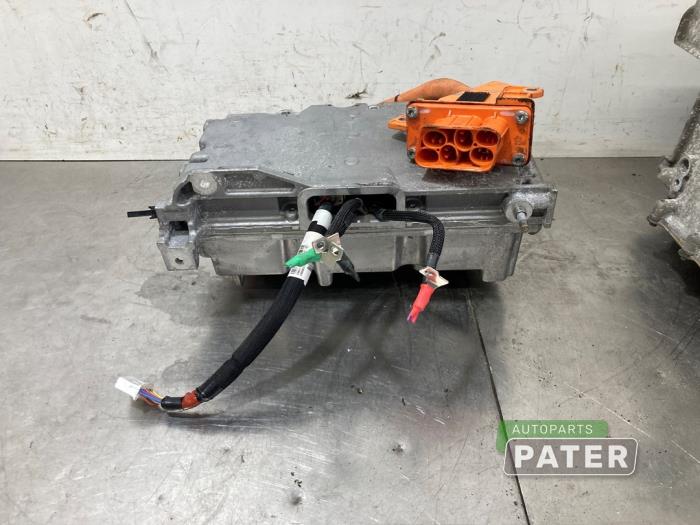 Gebrauchte Onboard-Ladegerät Renault Twingo III (AH) ZE R80 Preis € 997,50 Margenregelung angeboten von Autoparts Pater
