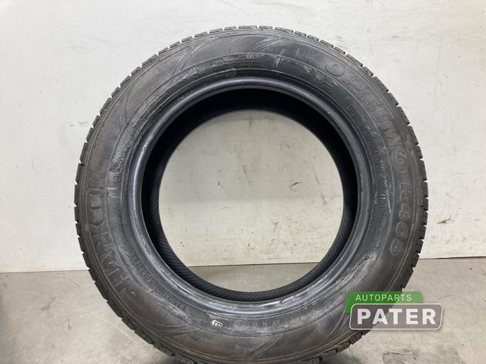 Używane Opona Ford Fiesta 5 (JD/JH) 1.3 Cena € 21,00 Procedura marży oferowane przez Autoparts Pater