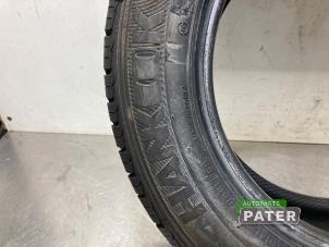 Opona z Ford Fiesta 5 (JD/JH) 1.3