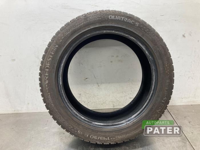 Używane Opona Ford Ka II 1.2 Cena € 26,25 Procedura marży oferowane przez Autoparts Pater