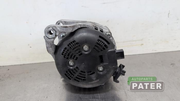 Dynamo van een BMW X1 (E84) xDrive 20i 2.0 16V Twin Power Turbo 2012