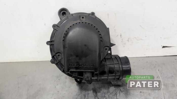 Używane Wentylator Renault Zoé (AG) R135 Cena € 157,50 Procedura marży oferowane przez Autoparts Pater