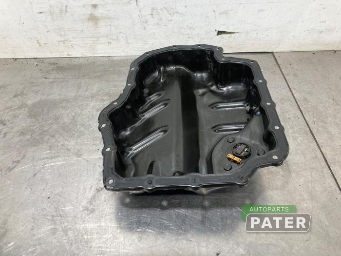 Usagé Couvercle carter Volkswagen Tiguan (AD1) 1.4 TSI 16V Prix € 52,50 Règlement à la marge proposé par Autoparts Pater