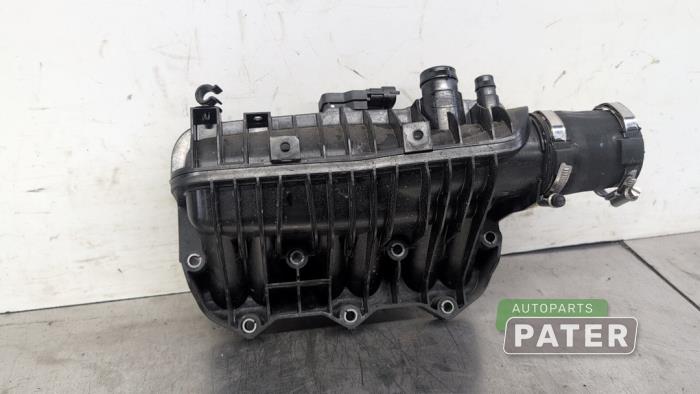Begagnade Insugsrör Ford Focus 3 Wagon 1.0 Ti-VCT EcoBoost 12V 125 Pris € 26,25 Marginaltabell erbjuds av Autoparts Pater